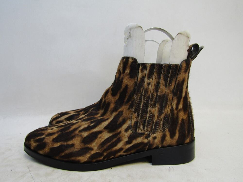 Vince Camuto Womens Size 8 M Black Cheetah Ankle Chelsea Fashion Boots Bootie